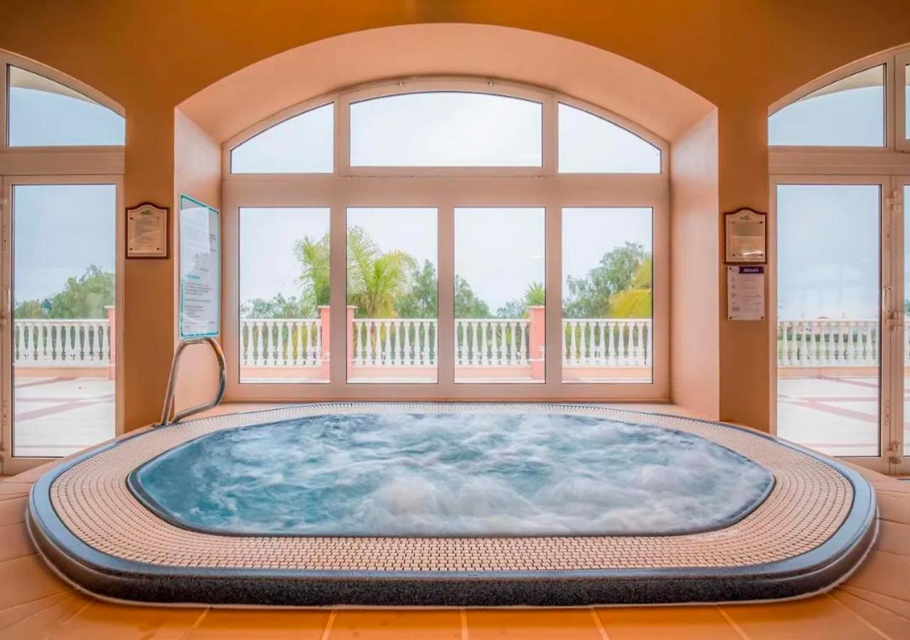 Boavista Fairviews Village Lagos Extérieur photo